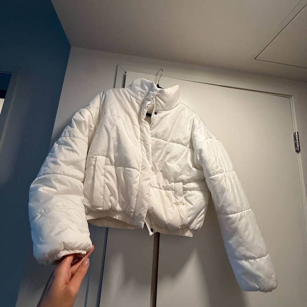 White Puffer crop Jacket